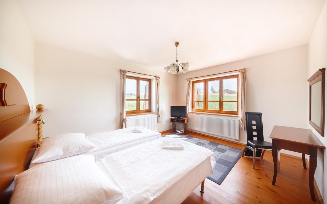 Hotel Stamberk Naceradec Экстерьер фото